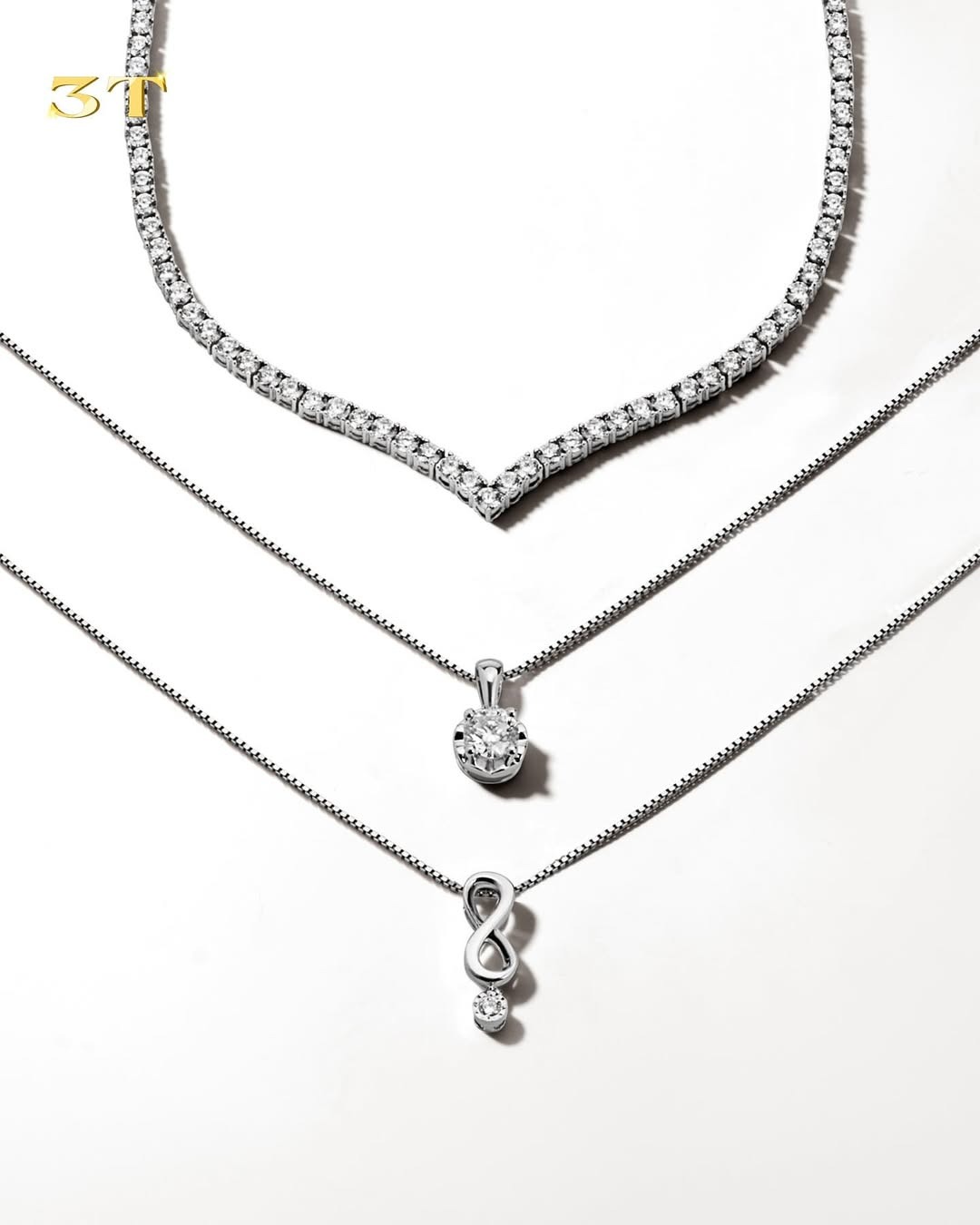 Beragam model kalung emas elegan dengan desain unik dari The Palace Jeweler