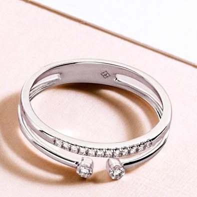 Indahnya Cincin White Gold dengan Berlian