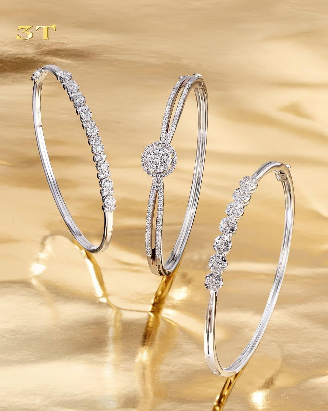 Untuk daily dan momen spesial, mending gelang tengah, kanan atau kiri?