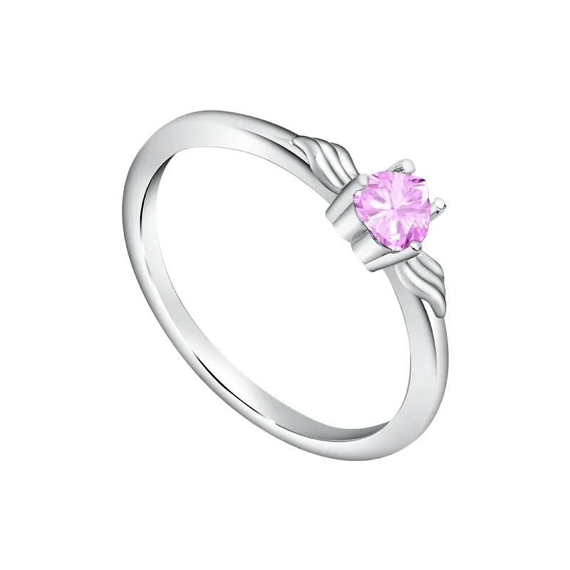 Buat penampilan semakin spesial dengan cincin Blush dari ILY Gold