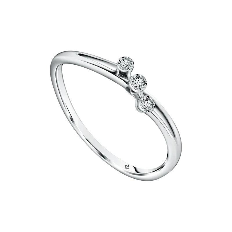 Keindahan penuh makna yang terpancar dari cincin MOELA Trimoela Trindah