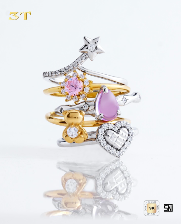 Model Cincin Emas Anak Perempuan yang Playful