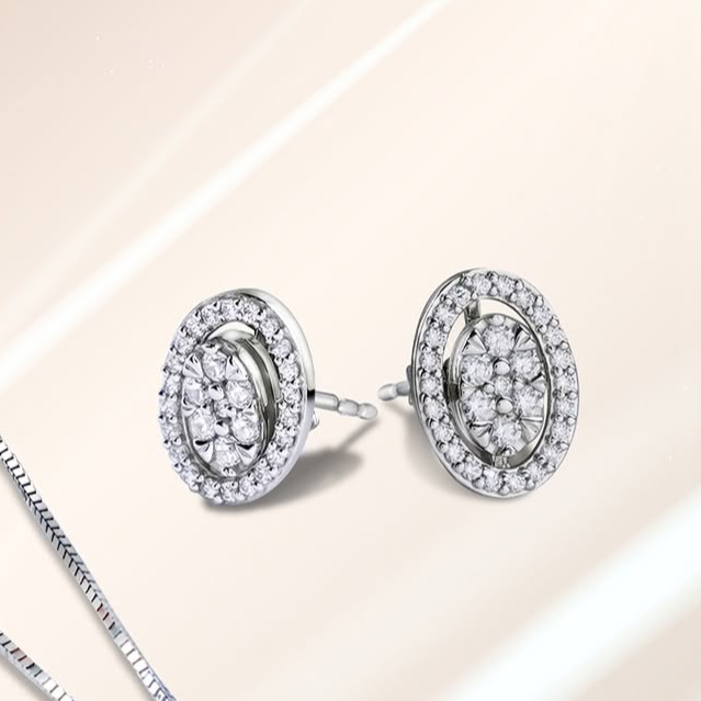 Anting Emas Putih Hala Gold Untuk Tampilan Elegan Setiap Hari