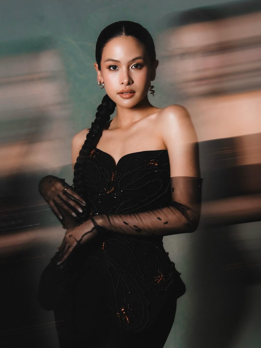 Diamond Jewellery yang Dikenakan Maudy Ayunda di Gala Premier Para Perasuk ini Mencuri Perhatian