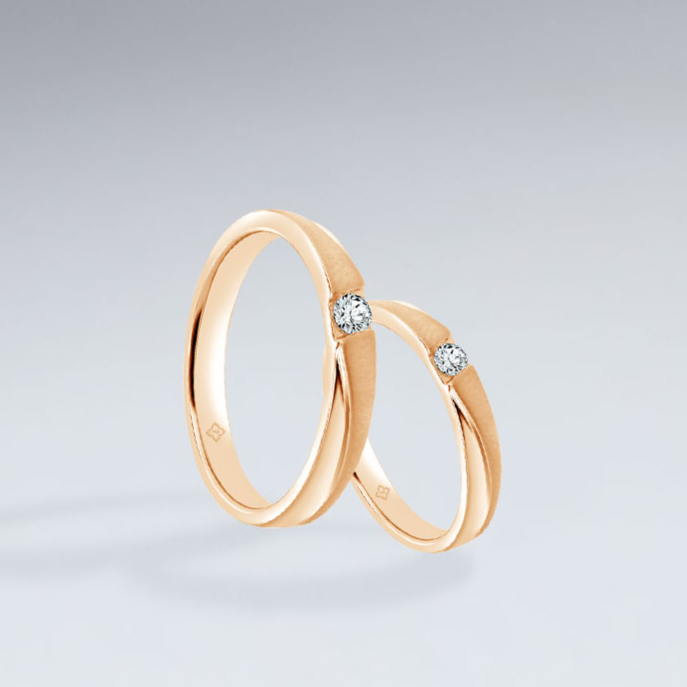 Wedding Rings Emas Kuning atau Yellow Gold Berdesain Klasik Sebagai Simbol Cinta Abadi Pasangan