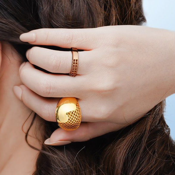 Cincin Emas Signet yang Cocok untuk Dijadikan Sebagai Statement Piece