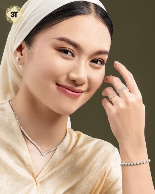 Anting Stud yang Cocok Dipakai Untuk Semua Outfit Hari Raya