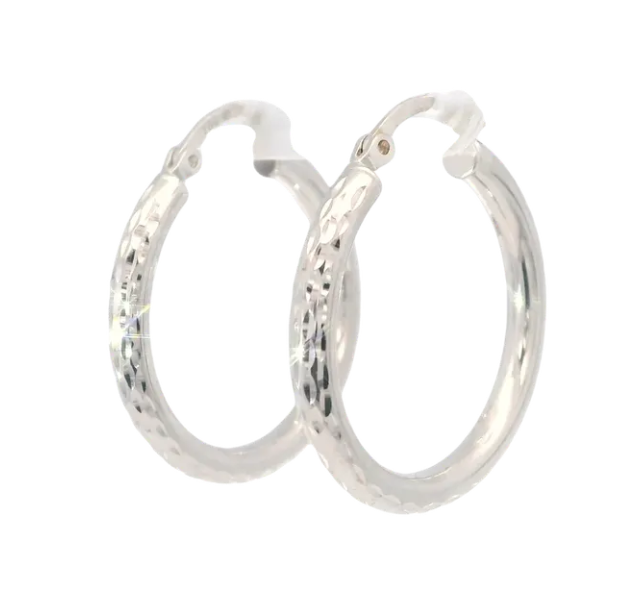 Anting Mahligai Model Hoop yang Memberikan Kenyamanan Tiap Hari