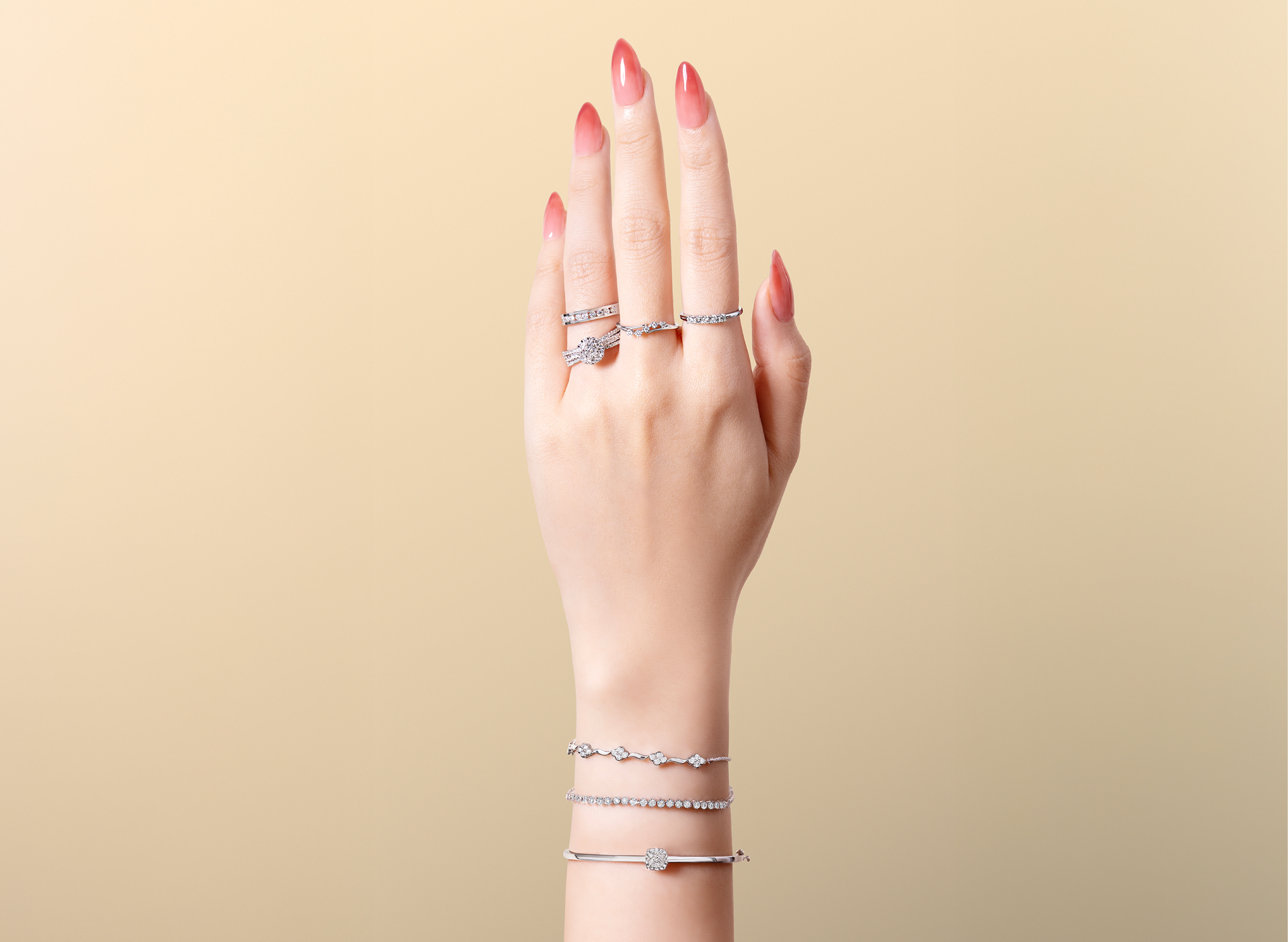 Suasana Festival Perhiasan The Palace Jeweler di Batam yang meriah dan elegan